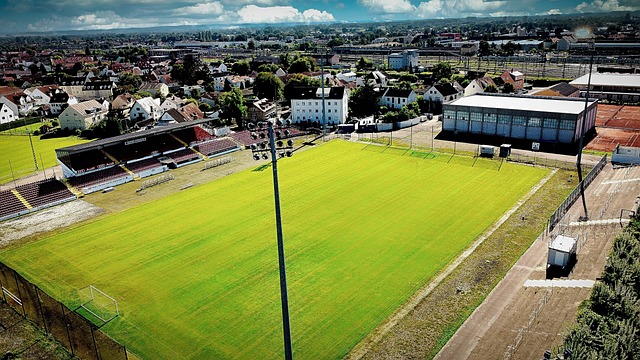 传球串联起 传球串联起